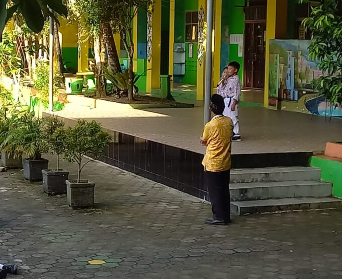 Pembinaan karakter, Kamis, 15 Mei 2025