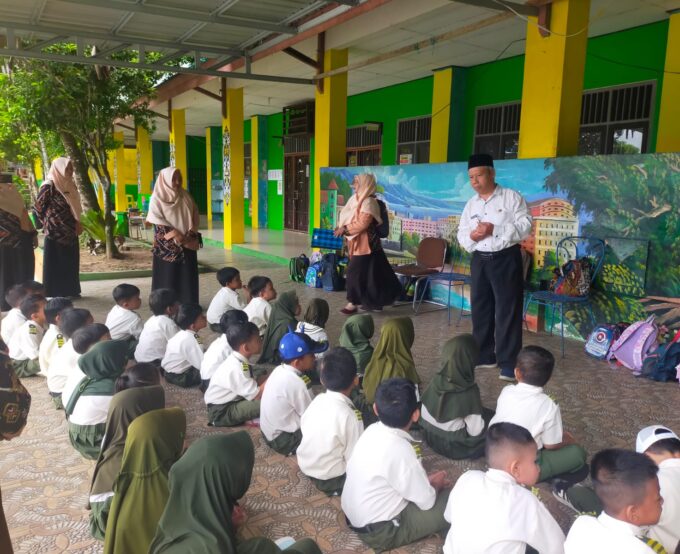 Kunjungan dari TK Annisa Tarakan